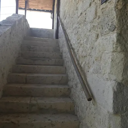 Avec Piscine Privee Et Belle Vue Belveze